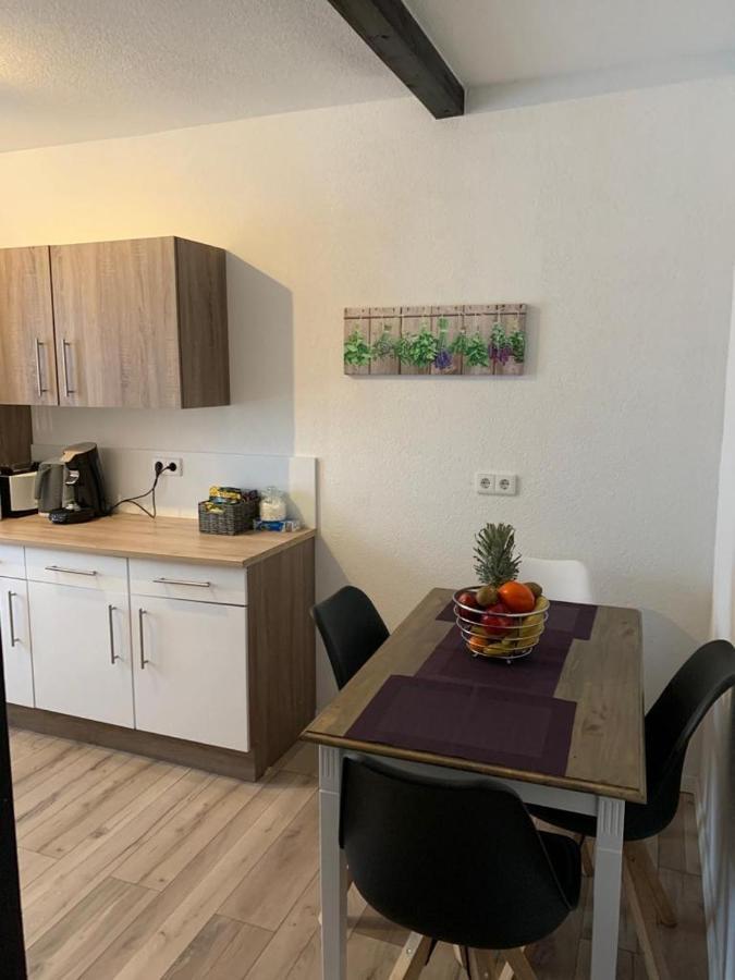 Grenznahe Ferienwohnung Mit 4 Schlafzimmern 그렌자흐뷜렌 외부 사진