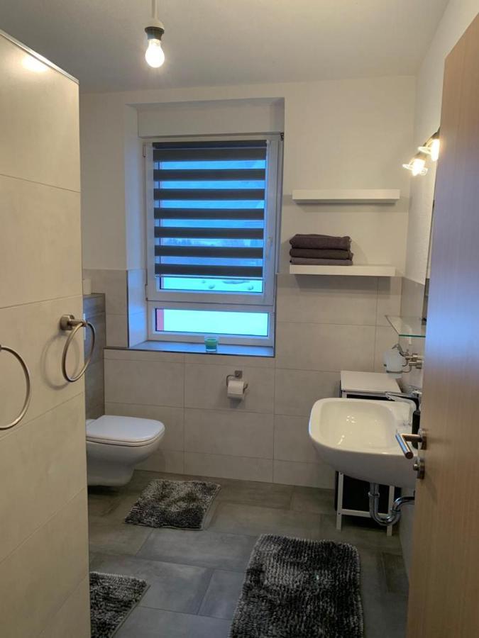 Grenznahe Ferienwohnung Mit 4 Schlafzimmern 그렌자흐뷜렌 외부 사진